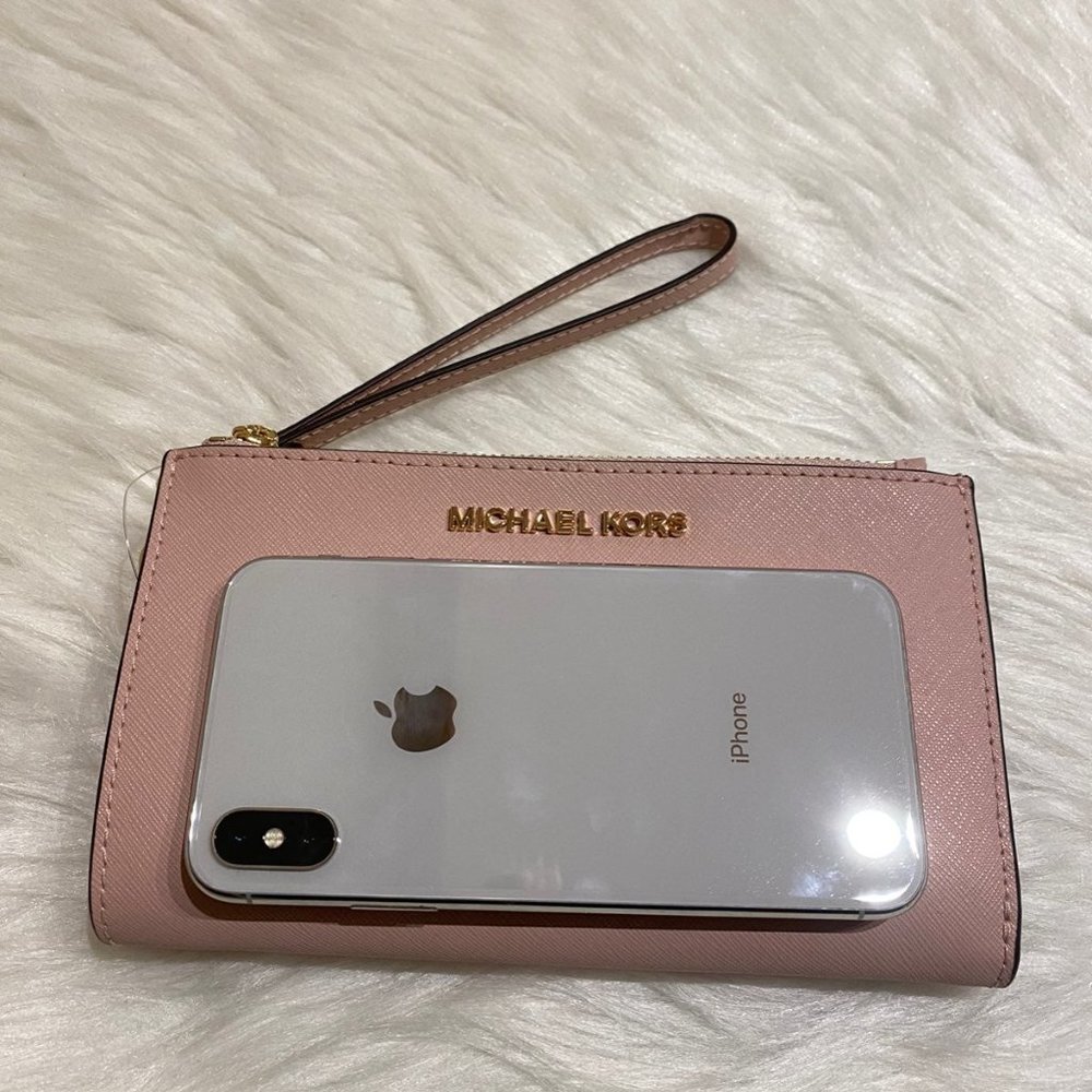 NWT Michael Kors Jet Set Travel Wristlet JST - Picture 8 of 8